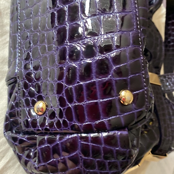 Stunning purple croc skin Michael Kors handbag. 16 x 10 x 5 inches. Very roomy - Picture 15 of 16